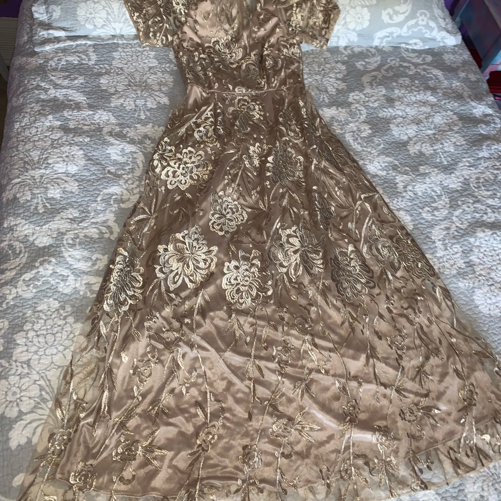 David Meister Gold Floral Maxi Dress - Picture 3 of 13